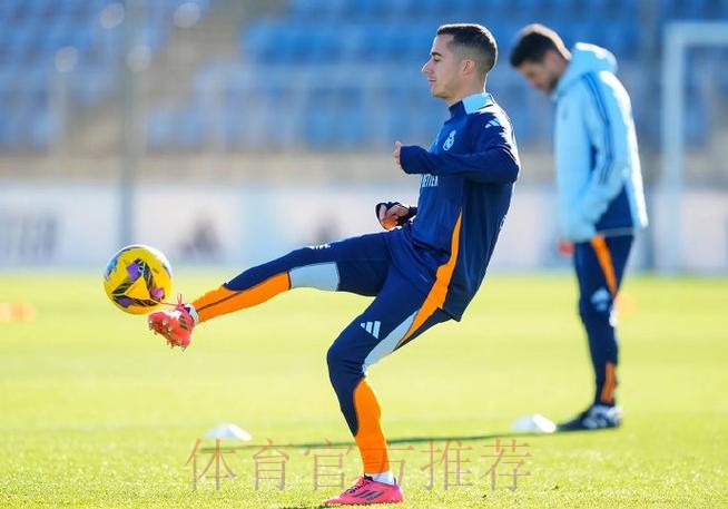 皇马全力备战皇社 阿森西奥和迪亚斯恢复训练 皇马全力备战皇社 阿森西奥和迪亚斯恢复训练